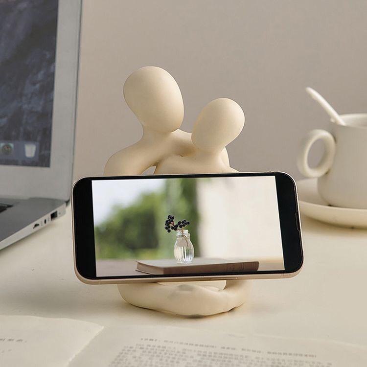 Loving Couple Resin Statue – Elegant Home and Office Decor